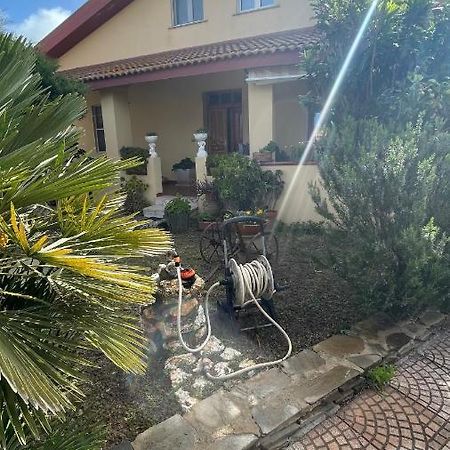 Bed and Breakfast La Mansarda Biancareddu Екстер'єр фото