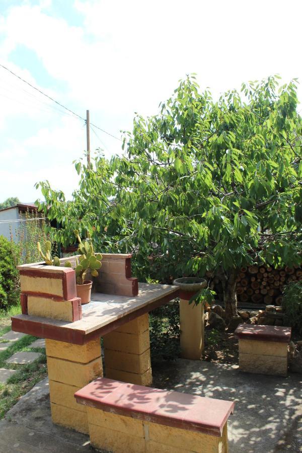 Bed and Breakfast La Mansarda Biancareddu Екстер'єр фото