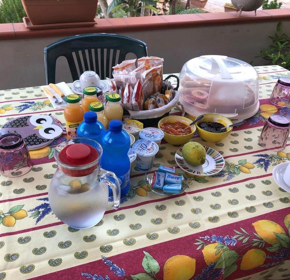 Bed and Breakfast La Mansarda Biancareddu Екстер'єр фото